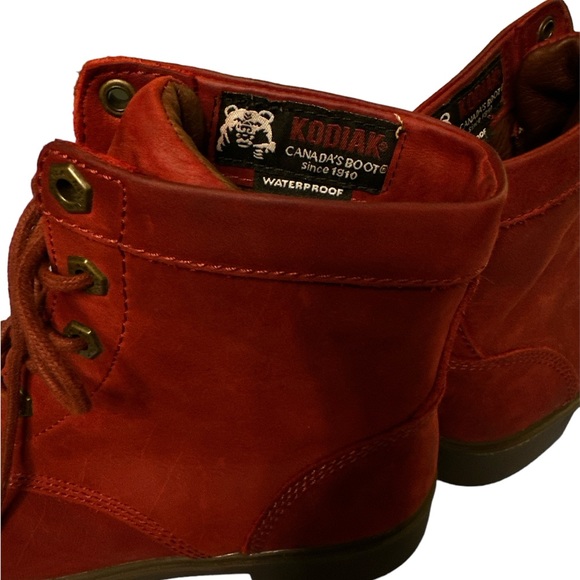 Kodiak Red Waterproof Boots, Size 7.5 - Picture 4 of 8